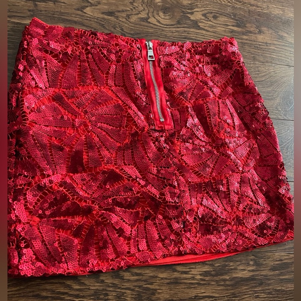 H&M Red Mini Sequin Skirt - Picture 4 of 10